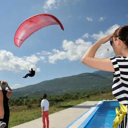 Otel Aitheron Air Park 3*