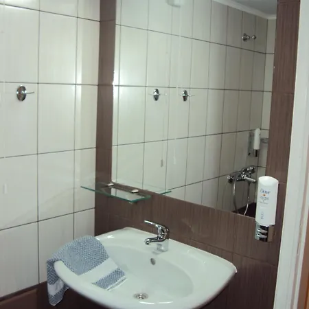 Aitheron Air Park Hotel