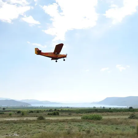 Otel Aitheron Air Park Zervi